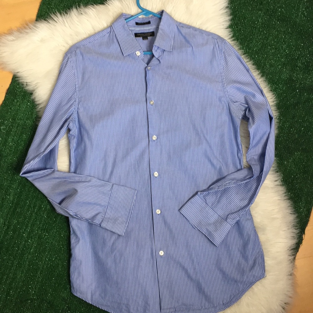 Men's Banana Republic shirt size Medium